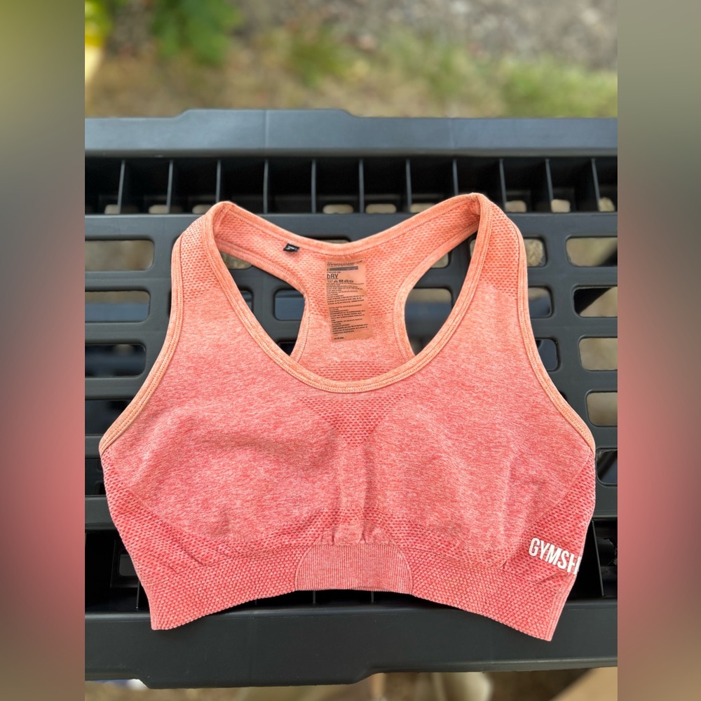 Gymshark Women's Vibrant Peach Sports Bra